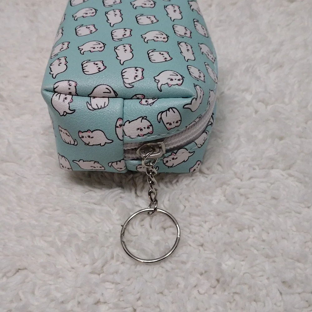 Animal Print Light Green Keychain Small Pouch - Picture 6 of 7